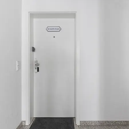 Tolles Design & Luxurioes, Super Komfortabel, 14 Min Koeln Zentrum Apartmán *