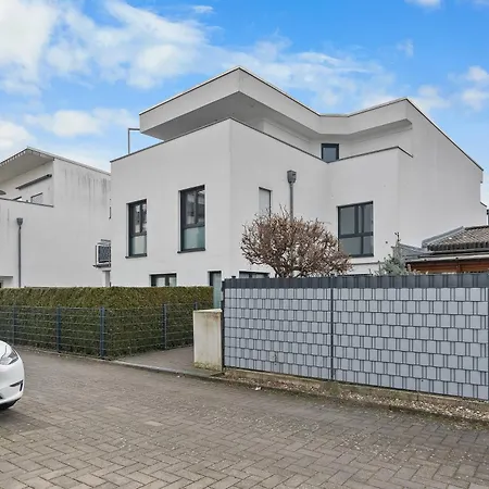 Tolles Design & Luxurioes, Super Komfortabel, 14 Min Koeln Zentrum Апартаменты *
