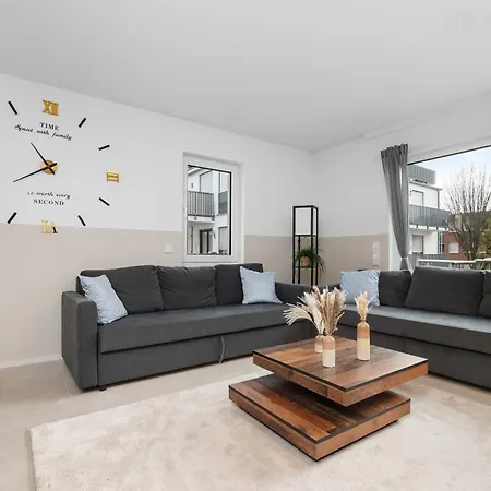 Апартаменты Tolles Design & Luxurioes, Super Komfortabel, 14 Min Koeln Zentrum Хюрт