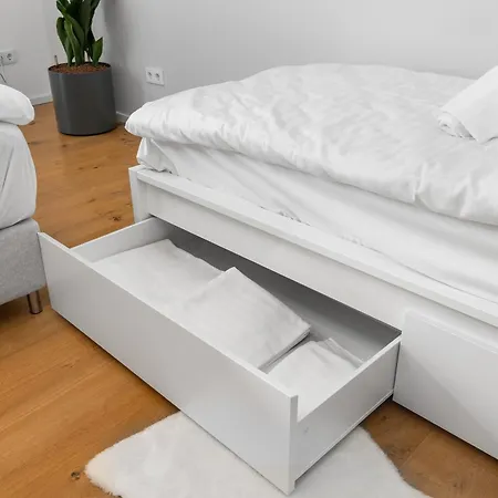Apartment Tolles Design & Luxurioes, Super Komfortabel, 14 Min Koeln Zentrum *
