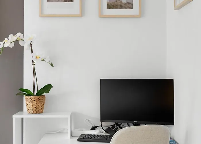 Tolles Design & Luxurioes, Super Komfortabel, 14 Min Koeln Zentrum