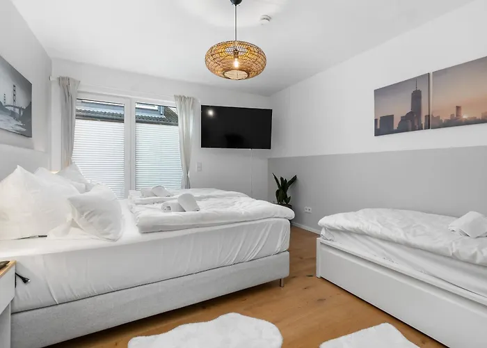 Tolles Design & Luxurioes, Super Komfortabel, 14 Min Koeln Zentrum * Hürth