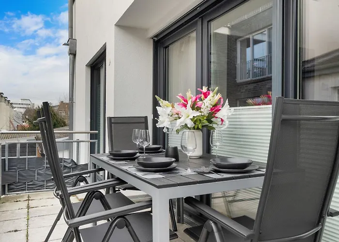 Tolles Design & Luxurioes, Super Komfortabel, 14 Min Koeln Zentrum * Hürth