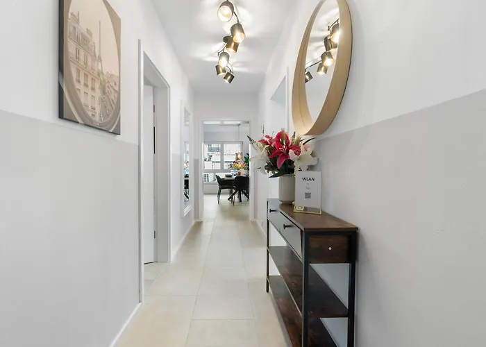 Lejlighed Tolles Design & Luxurioes, Super Komfortabel, 14 Min Koeln Zentrum *