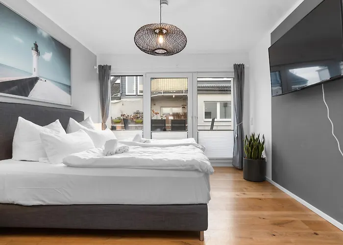 Tolles Design & Luxurioes, Super Komfortabel, 14 Min Koeln Zentrum Hürth